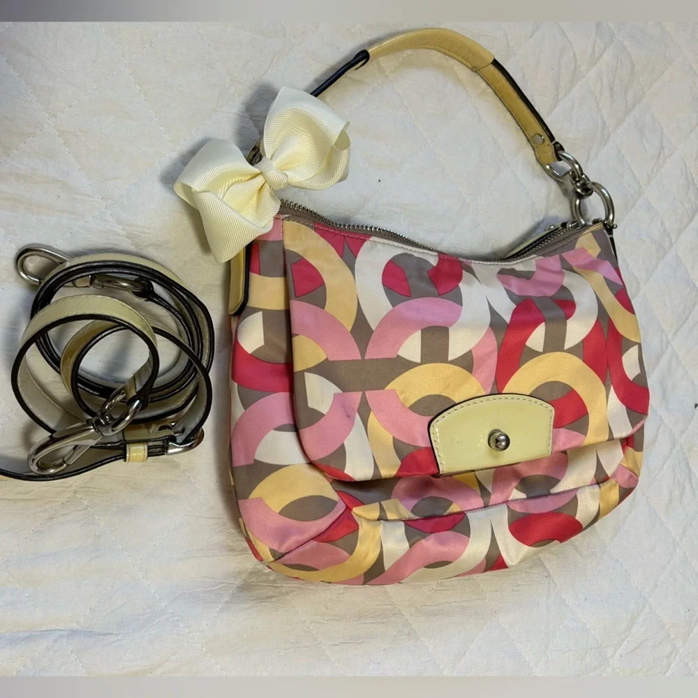 COACH Y2K F22748 Geometric Print Hobo Bag in Red Pink Gold /crossbody bag